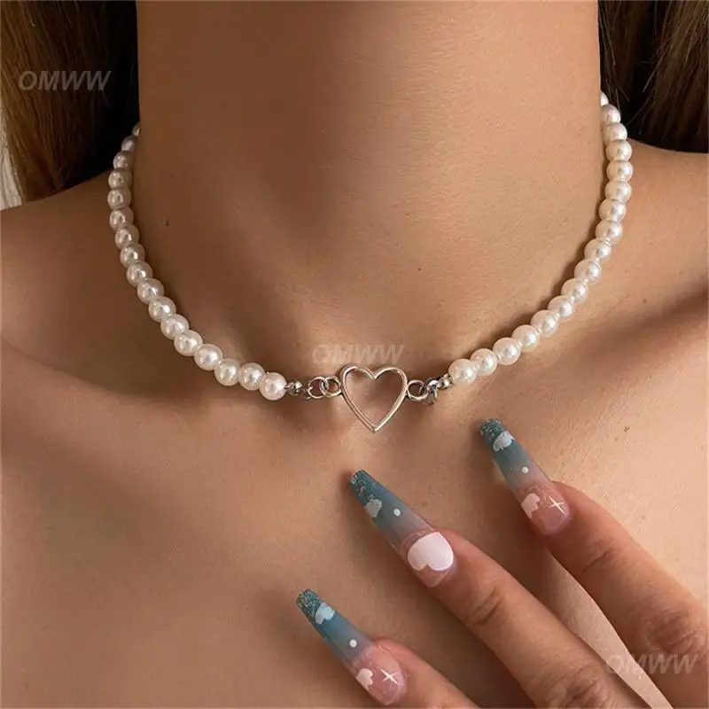 Vintage Necklace Retro Design Retro Classic French Collar Jewelry Heart-shaped Neck Chain Party Jewelry Demand Simple Necklace