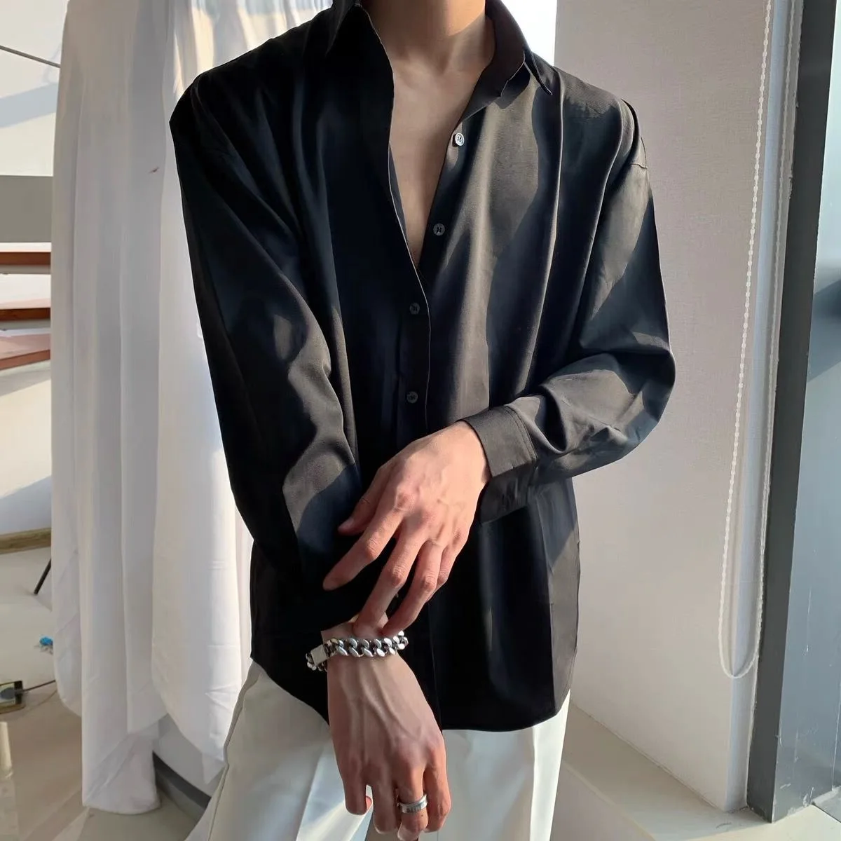 Ice Silk Temperament Casual Drooping Shirt for Men Without Ironing, Handsome Korean Style Loose
