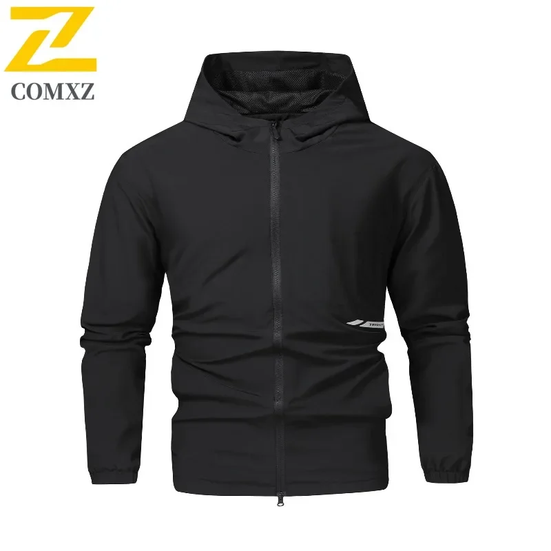 

COMXZ Windbreaker Men Jacket 2025 Trendy Loose Outdoor Adventure Running Hunting Hooded Jacket Classic Gorpcore Jackets Autumn