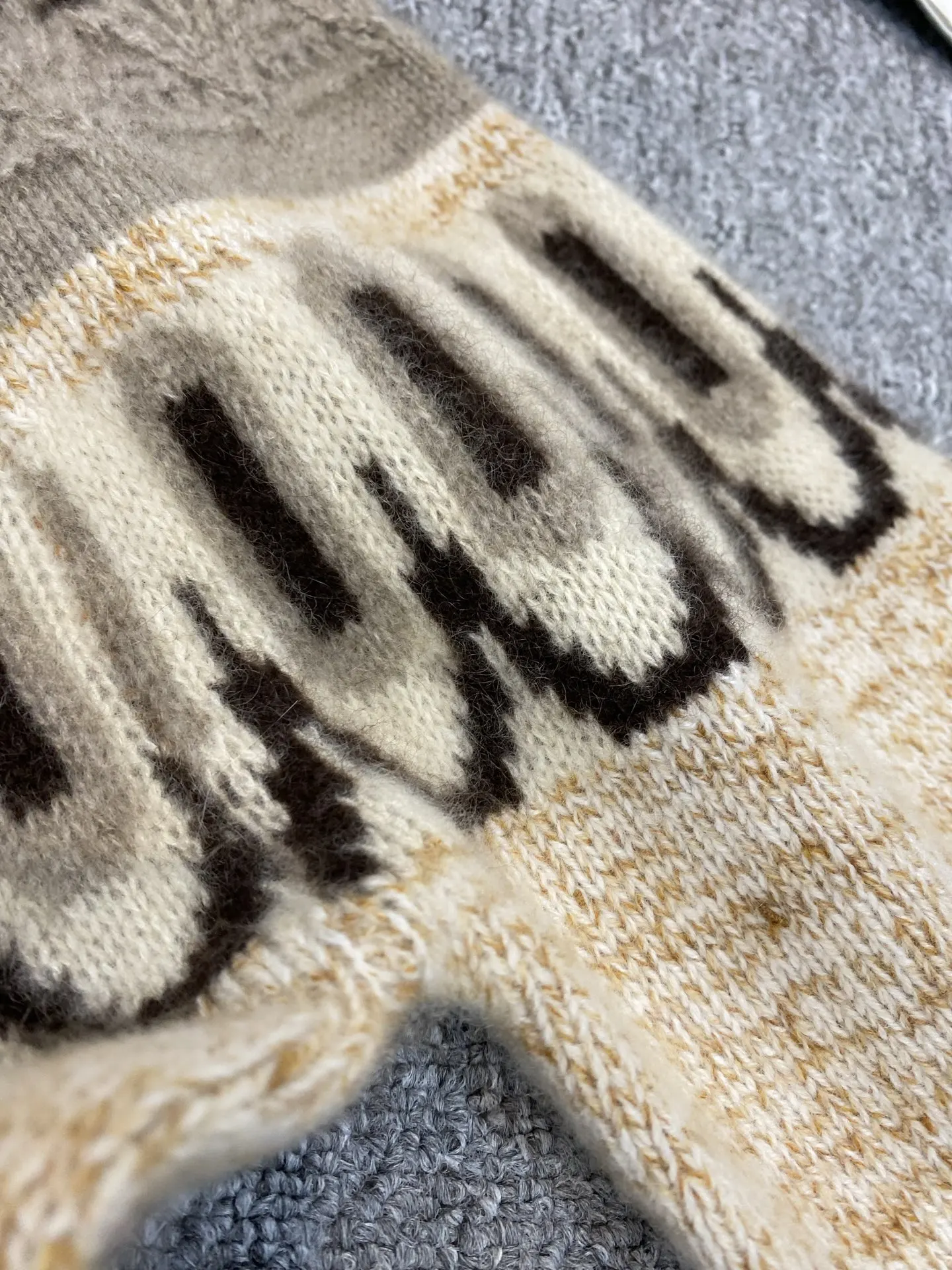 Autumn And Winter New High Quality Fashion Casual Pure Cashmere Thick Jacquard Knit Sweater Women