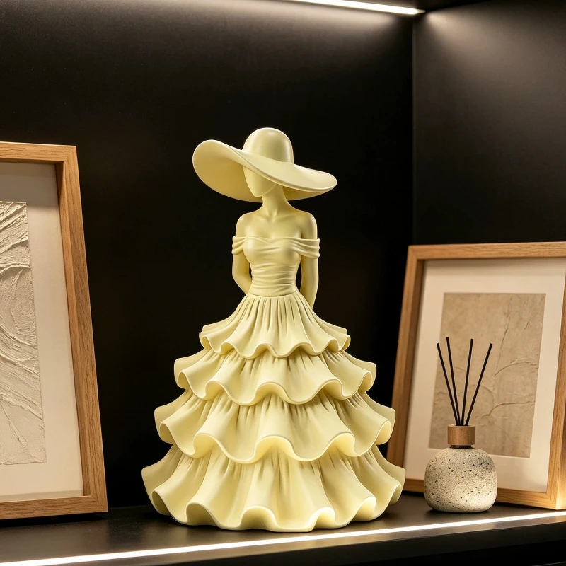 Nordic Home Decor Vintage Hepburn Girl Sculpture Living Room Bedroom Study Desktop Decoration High-end Artistic Figure Statue