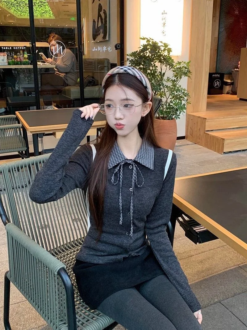 Maglione lavorato a maglia con colletto polo per donna in stile college primaverile, vestibilità slim, vita stretta, maniche lunghe, top a strati a quadretti retrò