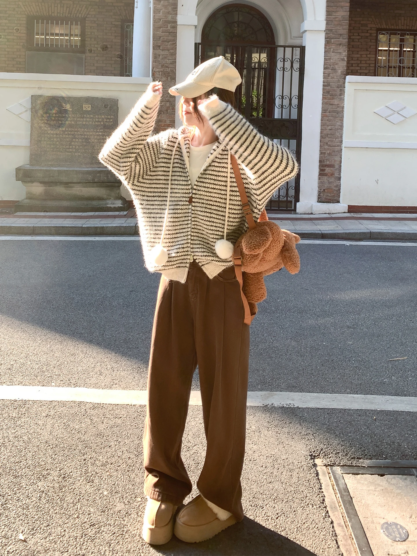 

Zeng XiaoXian корейский полосатый свитер с капюшоном на молнии Jaet женский осенне-зимний новый ленивый вязаный открытый кардиган топ