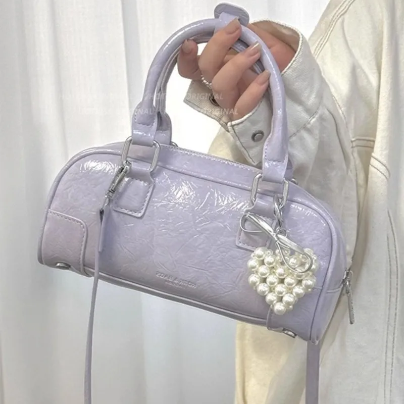 

Корейская однотонная простая сумка с буквенным принтом, женская кожаная текстура, большая вместительная сумка на плечо, женская модная сумка через плечо Y2k, 2025