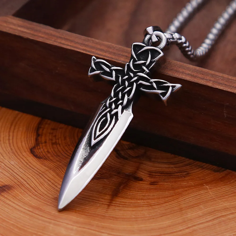 Keltischer Verflochtener Knoten Schwert-Kreuz Edelstahl-Anhänger Halskette Retro Nordischer Irischer Schmuck für Männer Tägliches Surf-Urlaubsgeschenk – Detail 4