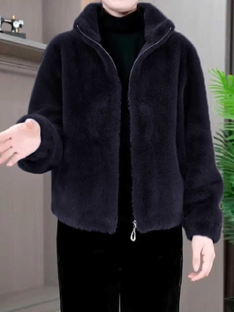 Women's Winter Thickened Long Sleeve Fur Coat Warm Outerwear Mom's Style Commute Fashion Zipper Closure  Color Jacket