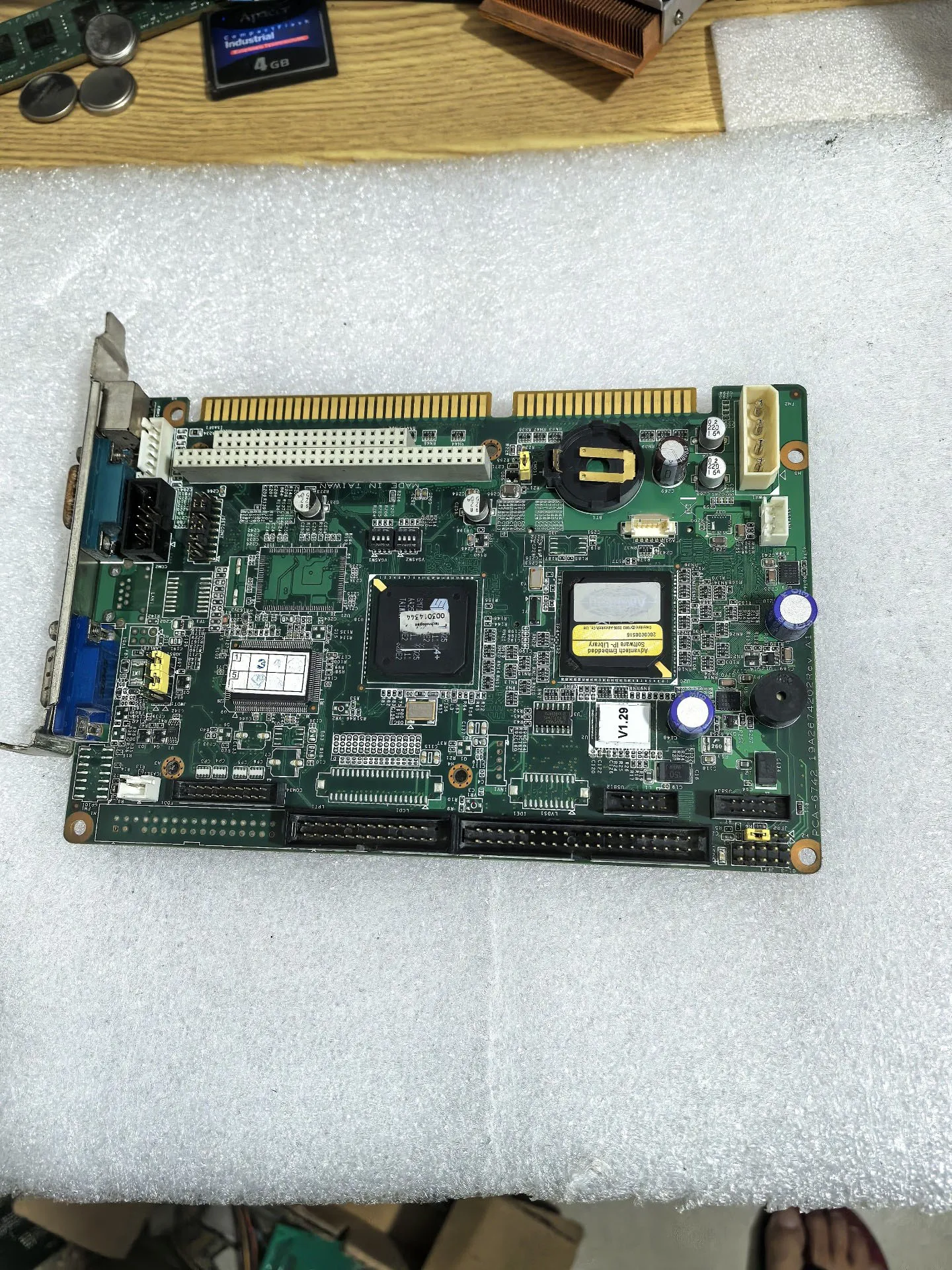 Pca-6742 PCA-6742LV PCA-6742 REV A1 الأصلي للوحة الأم للكمبيوتر الصناعي Advantech قبل الشحن اختبار مثالي Pca-6742