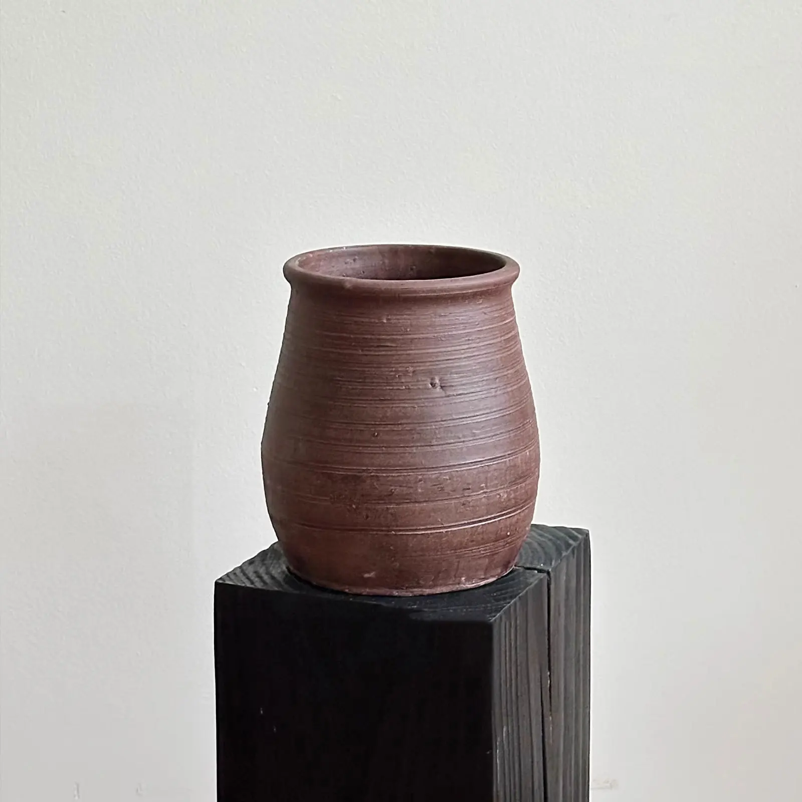 Ceramic vase flower arrangement ornament niche living room entrance flower ware old vase ceramic ornament