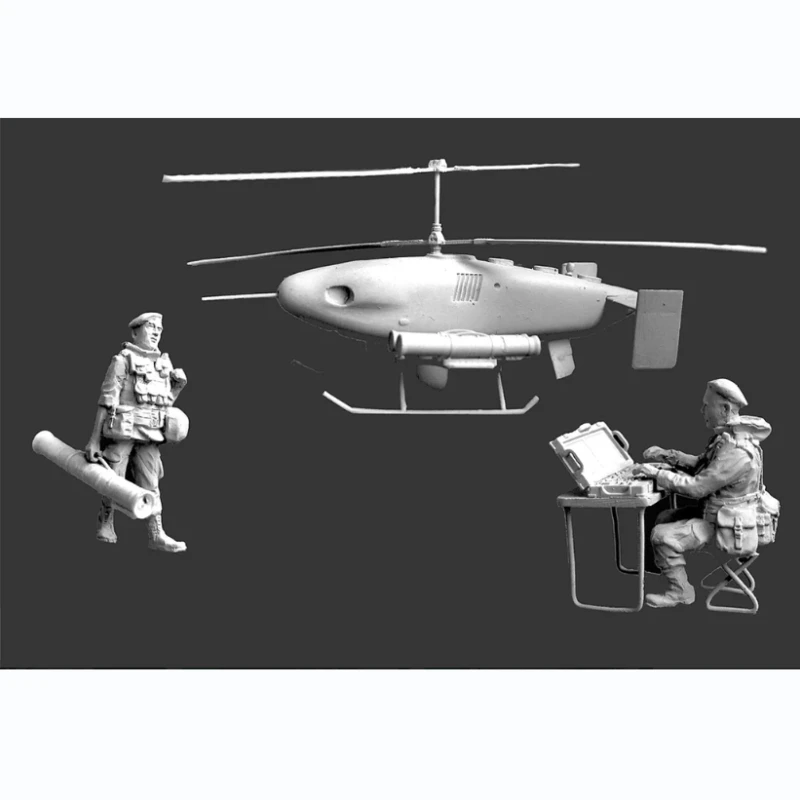 1/72 Scale Resin Model Figure GK,Drone and Operator,Unassembled and Unpainted Free Shipping