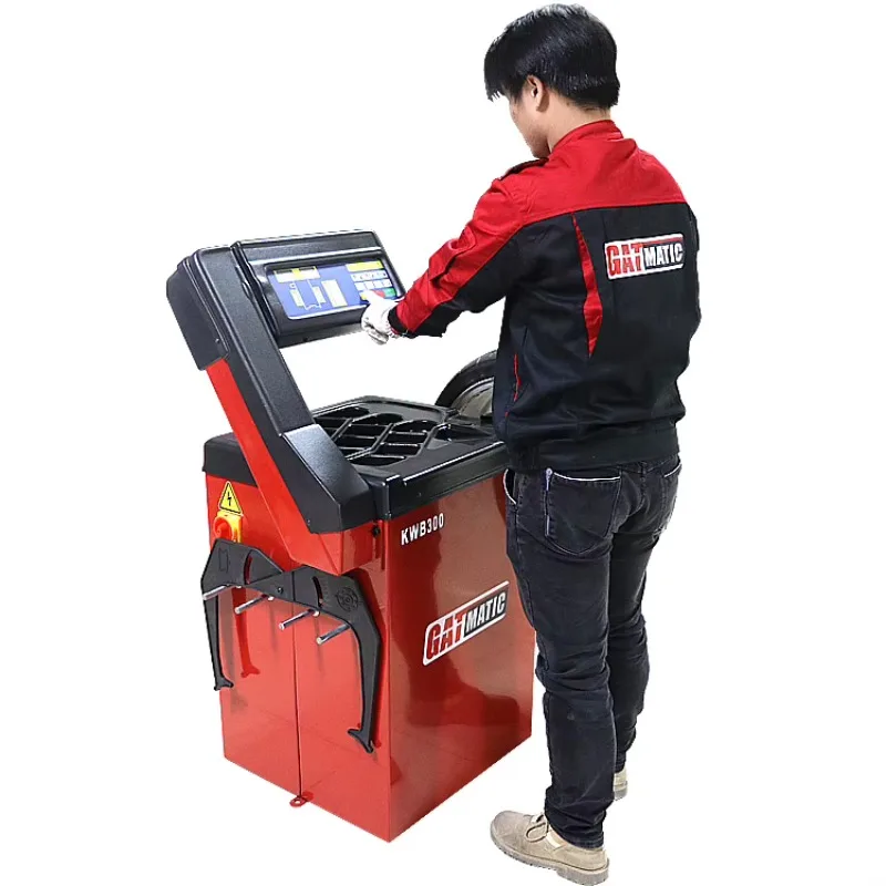 Professional Automatic Truck Wheel Balancer 3D Dynamic Simulation CE Certified Multi-Voltage Portable Tire Alignment