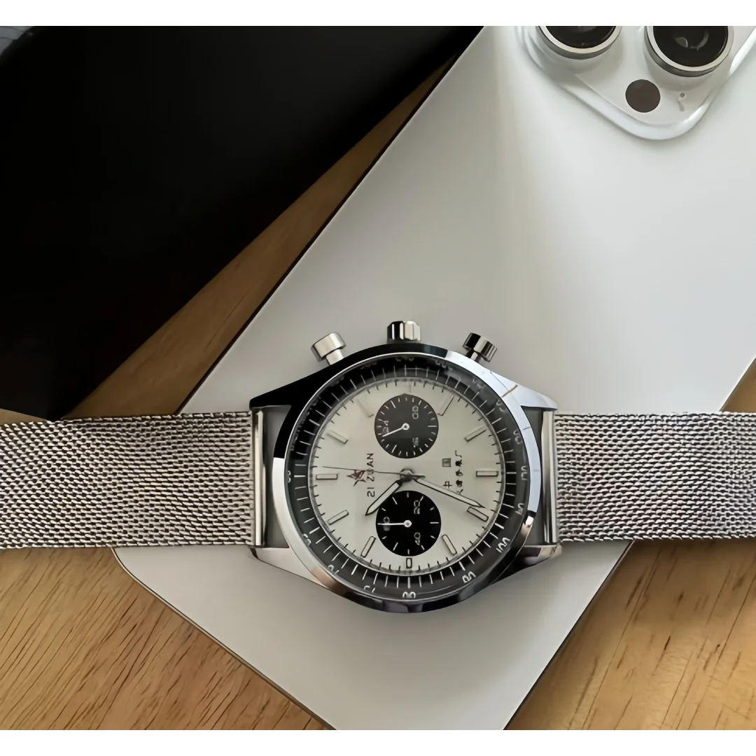 Hoogwaardig, functioneel 40 mm trendy minimalistisch sportchronograaf quartzhorloge voor heren A+