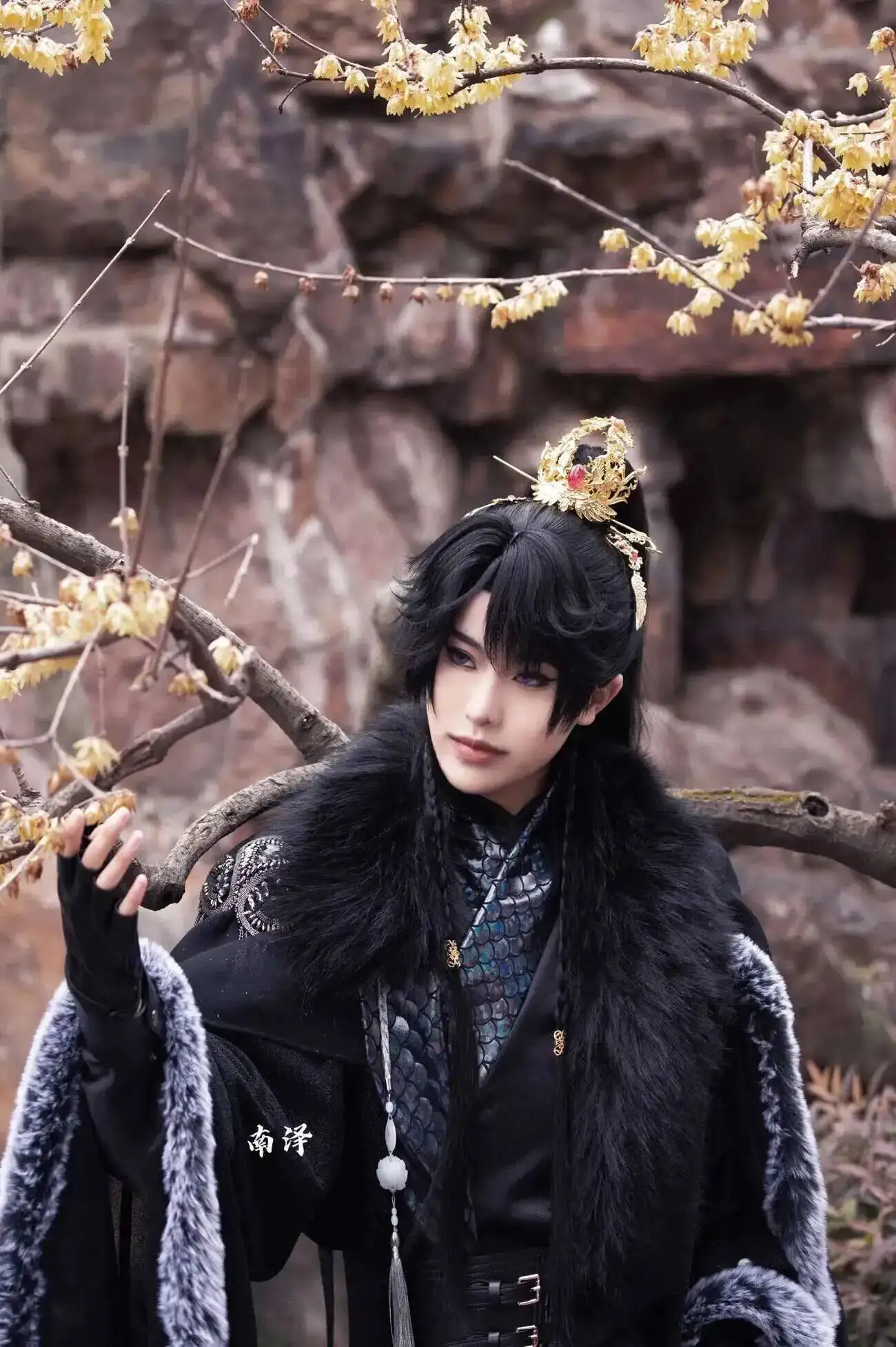 

Ran Han Fu Xiao Mo Ce'an Dan Tai Jin King Cos Универсальный древний стиль Серебристый Черный Han Fu Косплей Костюм Хэллоуин