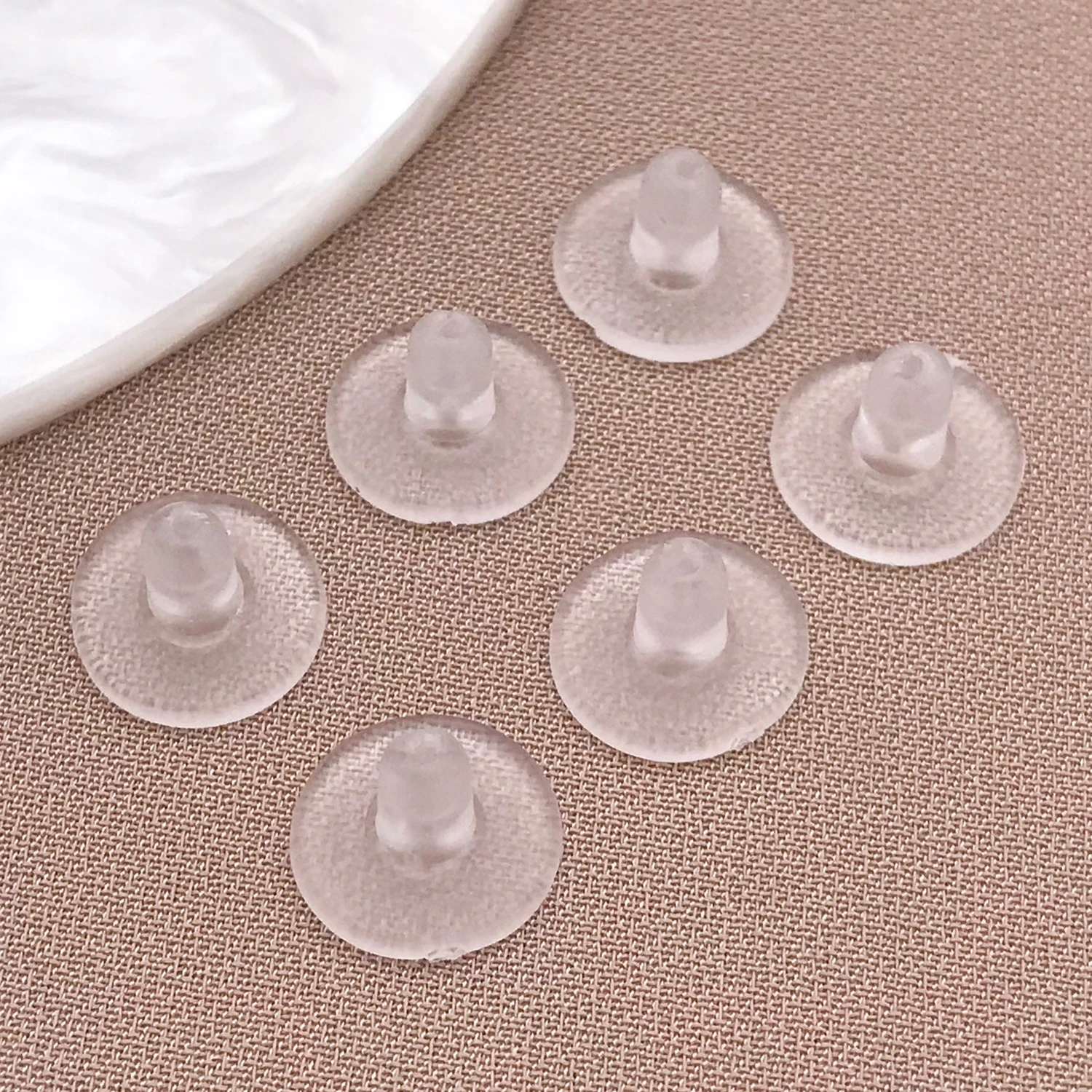 100pcs Silicone Earring Stoppers for Comfortable Ear Studs