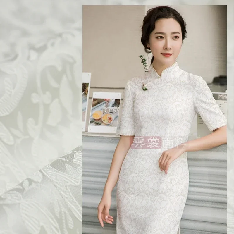 

Окрашенная в пряжу темная жаккардовая ткань, весенне-осеннее платье с цветочным узором, ветровка, костюм, европейский бренд, модный дизайн, ткань для шитья своими руками