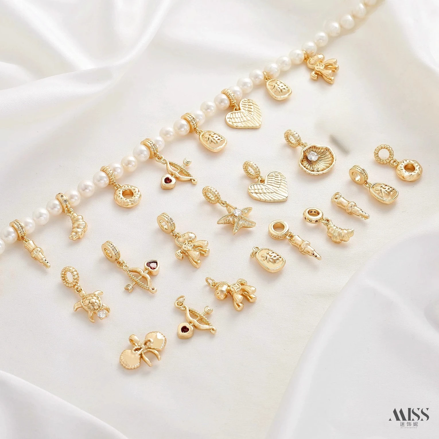 14K Gold Plated Thick Silver Plated Croissant Donut Turtle Shell Coin Horse Pendants for DIY Jewelry Accessories