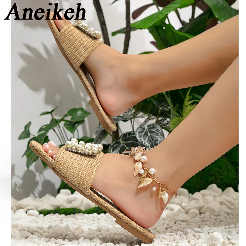 Aneikeh 2024 Summer Fashion Glitter Bright Diamond Flat Bottom Women Slippers Crystal Sandals Comfortable Beach Slides Shoes