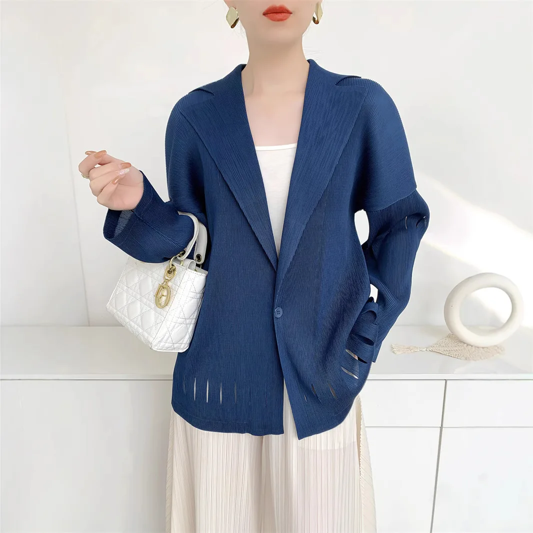 

Miyake Pleated Solid Color Cardigan 2025 Spring and Summer New Hollow Loose Toothpick Pleated Jacket