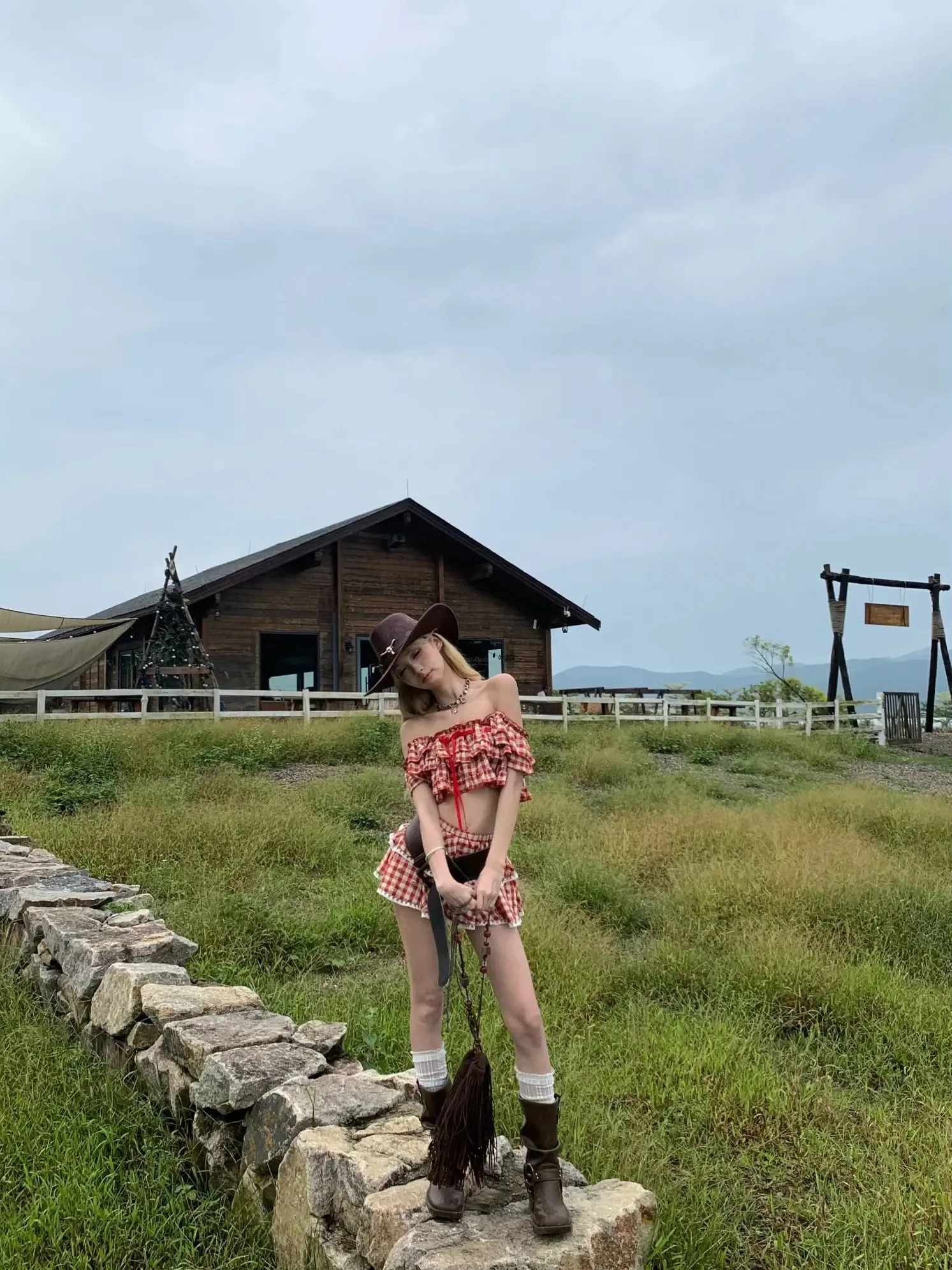 

Сексуальная красная клетчатая юбка на одно плечо с поясом, комплект из двух предметов, женский сладкий и пряный Vaion Sle Faionable Summer...