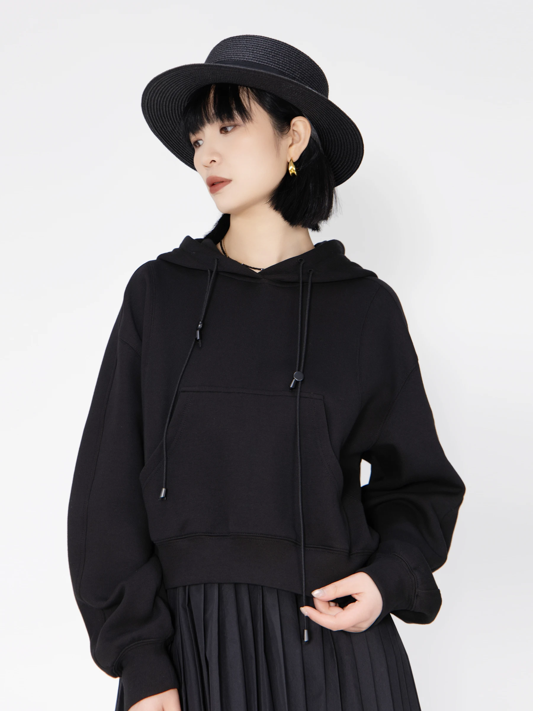 

Bookru Весна 2026 Модный молодежный повседневный свитшот с капюшоном и длинными рукавами, свободного кроя, из хлопка, для женщин