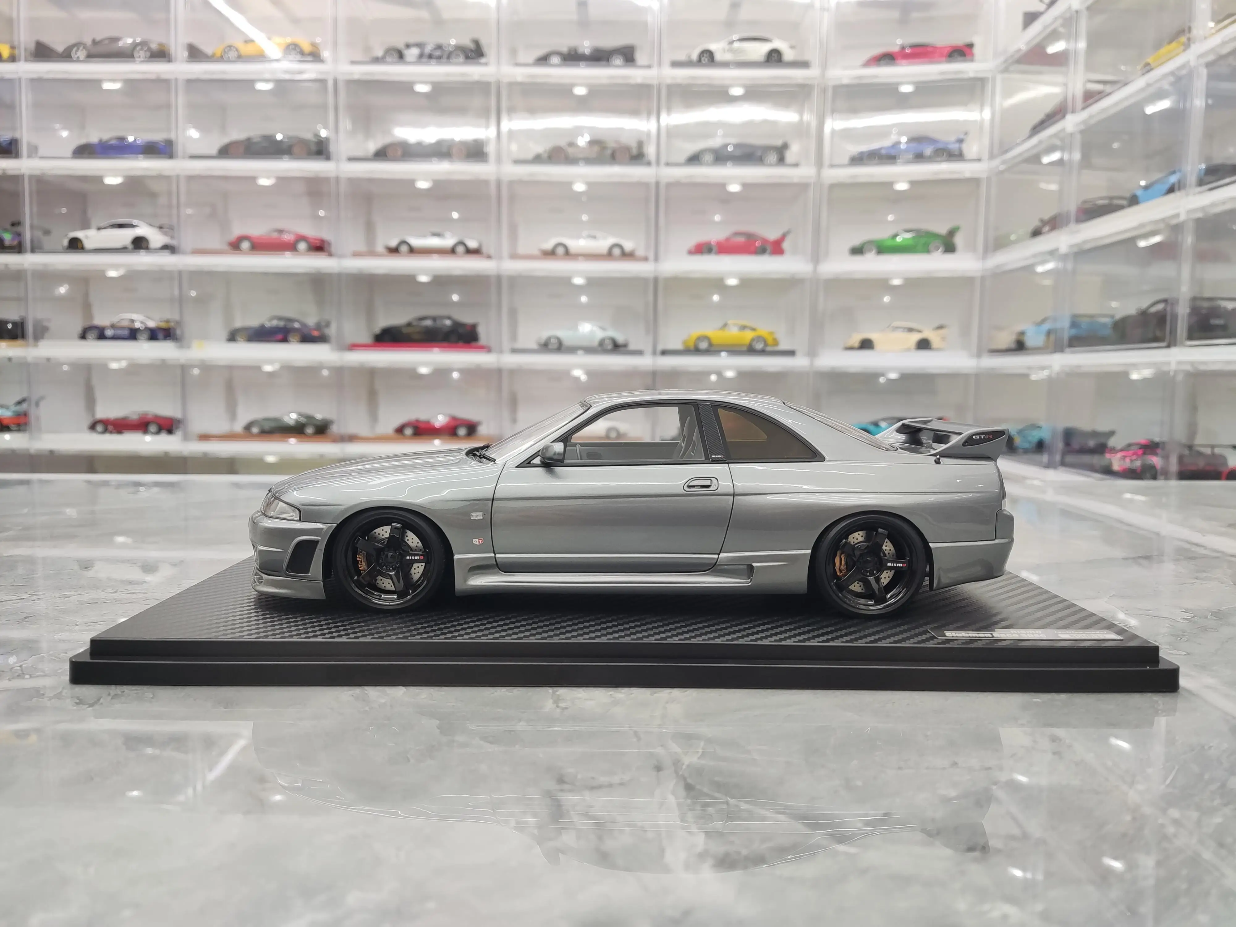 IG 1:18 For GTR R33 Skyline BCN CRS Nismo Gray JDM Simulation Limited Edition Resin Metal Static Car Model Toy Gift