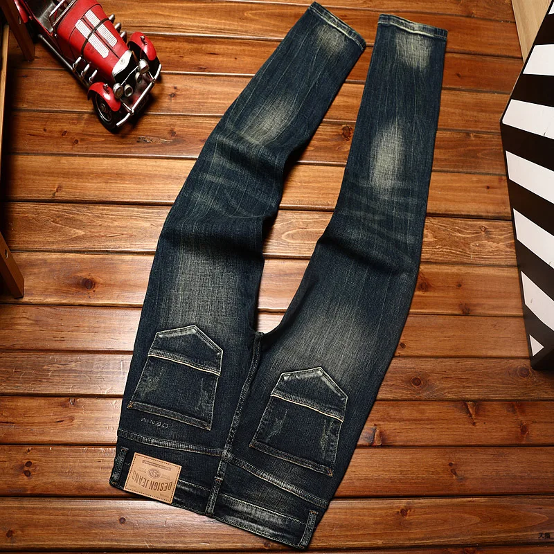 Jeans biru Retro pria, celana pintar Semua cocok dengan pensil tercuci, pakaian elastis Fashion klasik musim semi 2024