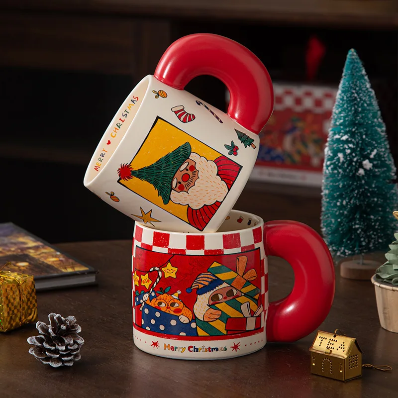 Large capacity and large handle creative Christmas ceramic mug, high temperature resistant fun  cup elegant retro style