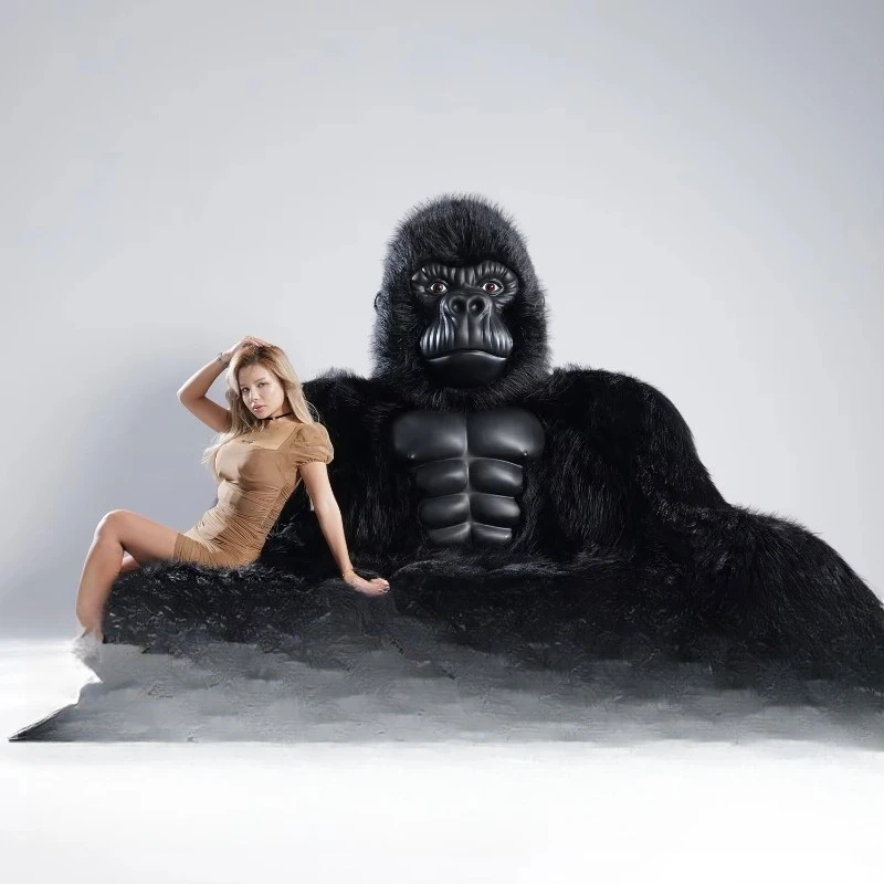 Luxury display 2.5 meters giant animal theme custom cartoon inflatable gorilla sofa adult new plush gorilla sofa life