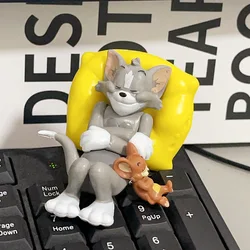 New Tom Cat Jerry Mouse Car Ornament Cute Desk Decorations Adorable Figurines Collectible Toy Figures Auto Motive Interior Gift