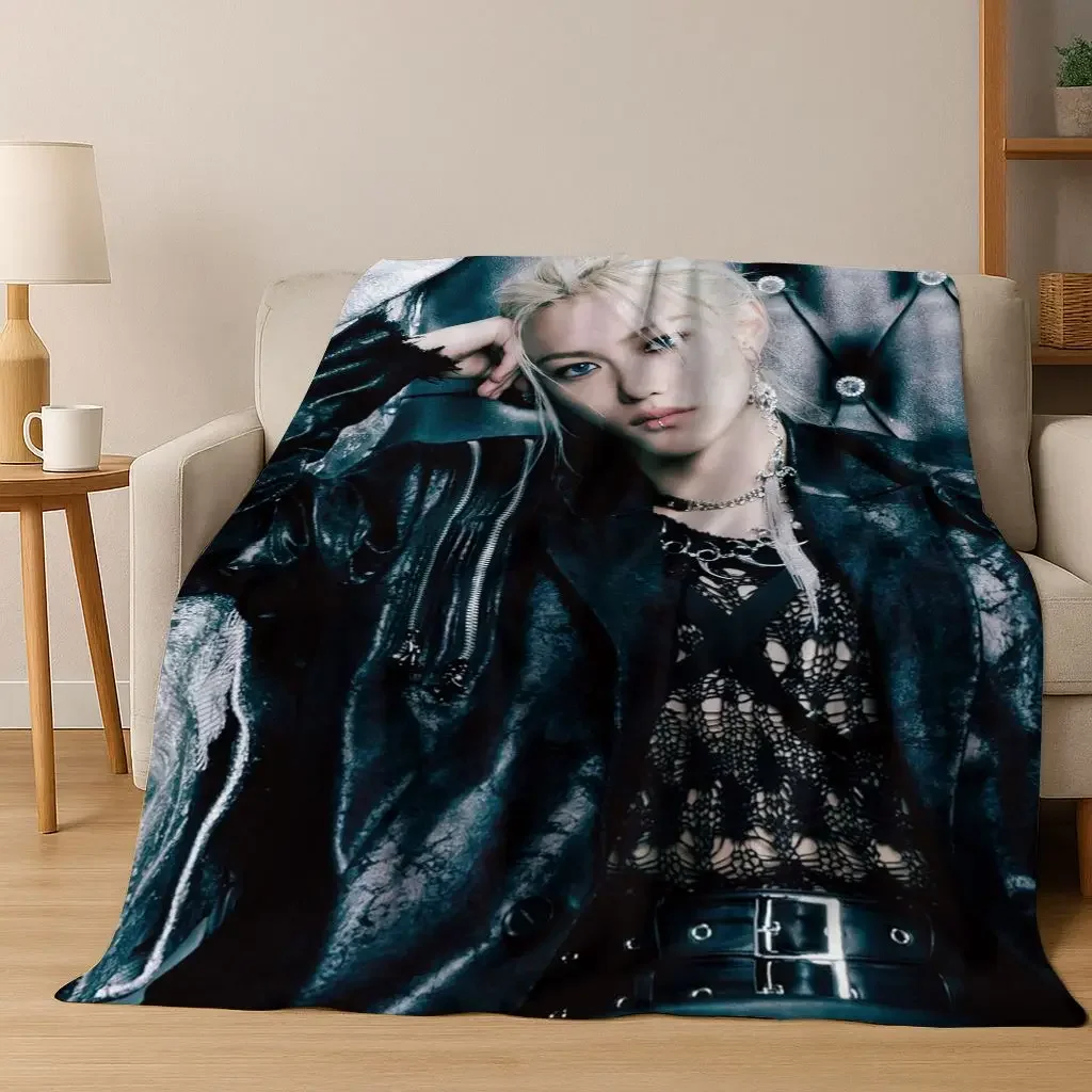 

Плед из фланели с принтом K-pop группы Stray Kids (Феликс), мягкий и теплый, для спальни, гостиной, кровати, путешествий, кемпинга, пикника, в подарок