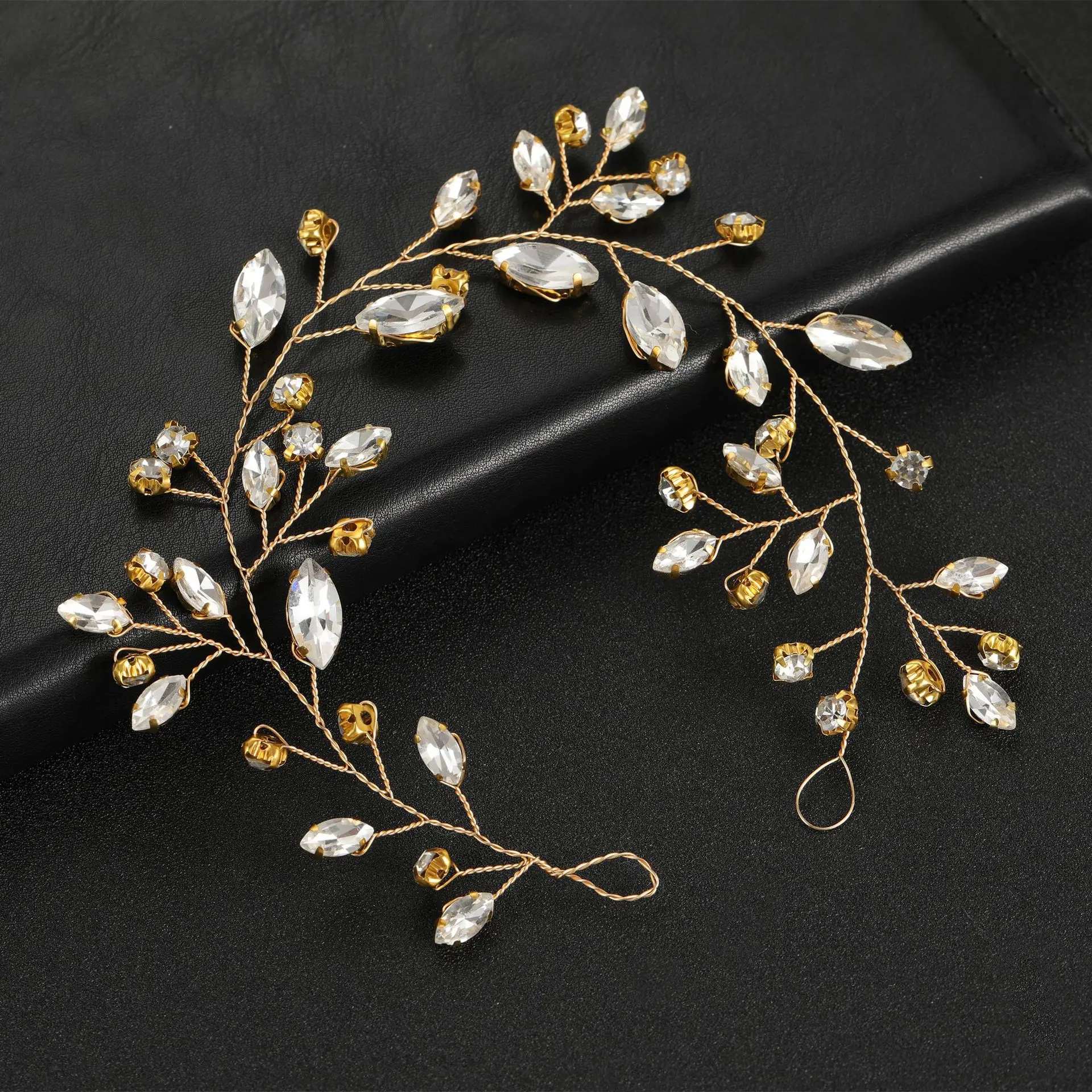 Flower rhinestone hair ornament Hair clip Handmade alloy rhinestone hair clip Bridal wedding hair ornament crystal hair ornament