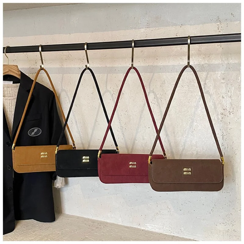 

Ladies Shoulder Bag Made Of Fine Leather Boasting Trendy Spacious Daily Refined Look​