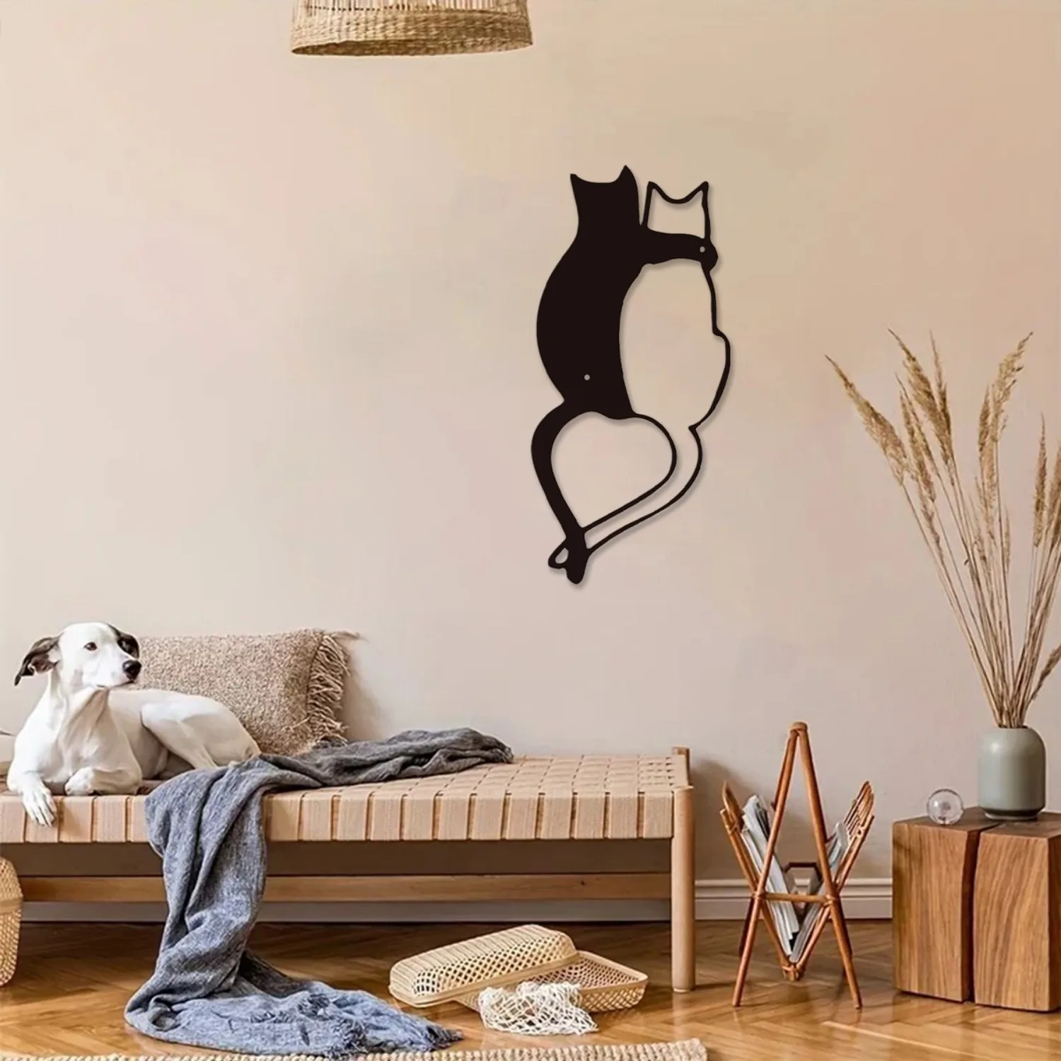 Komplizierte schwarze Metall wand dekoration mit niedlicher Katze und herzförmigem Schwanz, perfekt für Katzen liebhaber, Wand dekoration Metall wandbehang