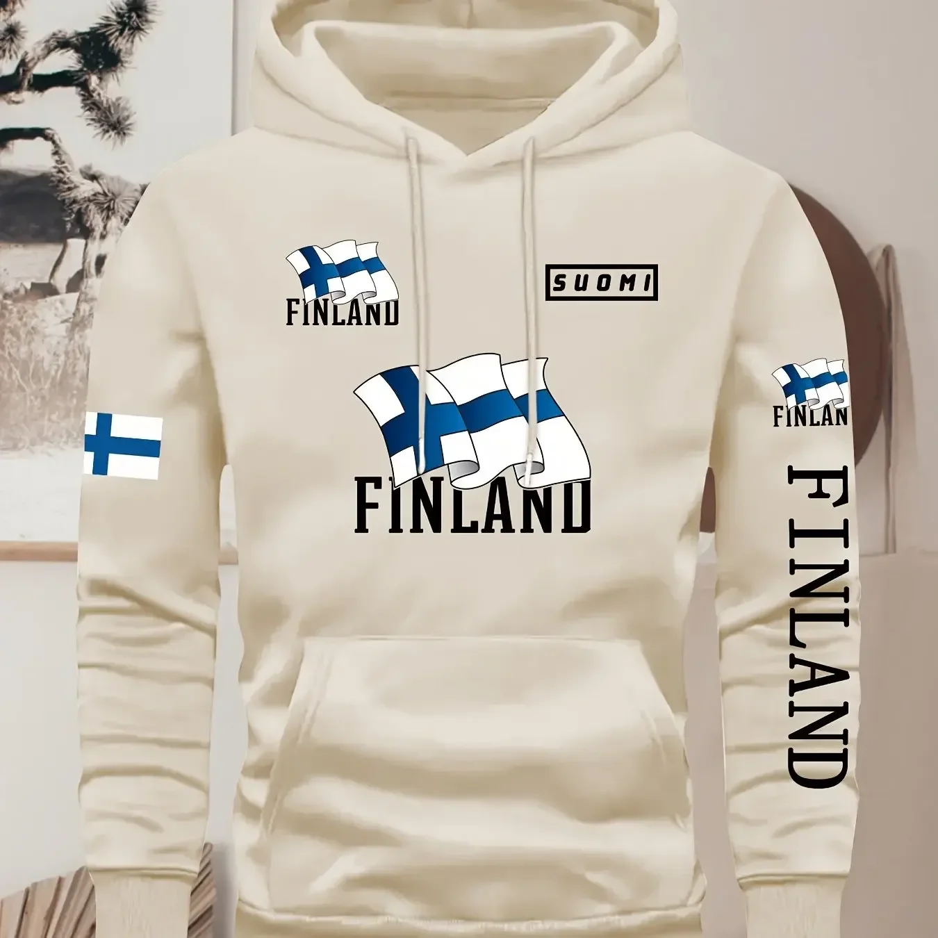 O moletom masculino com capuz, de corte folgado e estampado com a bandeira finlandesa, no estilo retro urbano, é perfeito para atividades físicas ao a