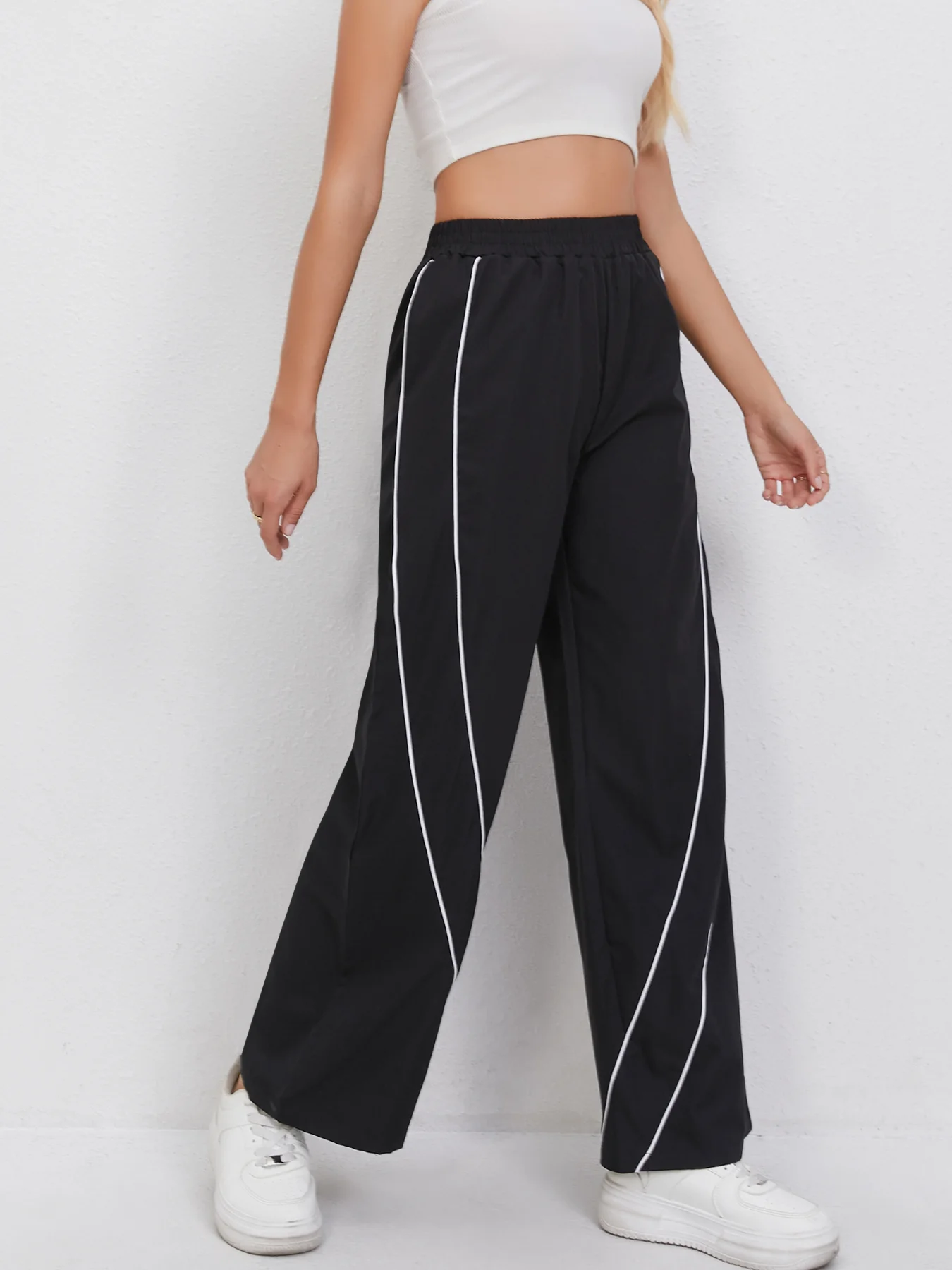 

Women'S Y2K Street Style Mid-Waist Slim Fit Solid Color Elastic Waist Casual Cargo Pants with White Stripe Detail,