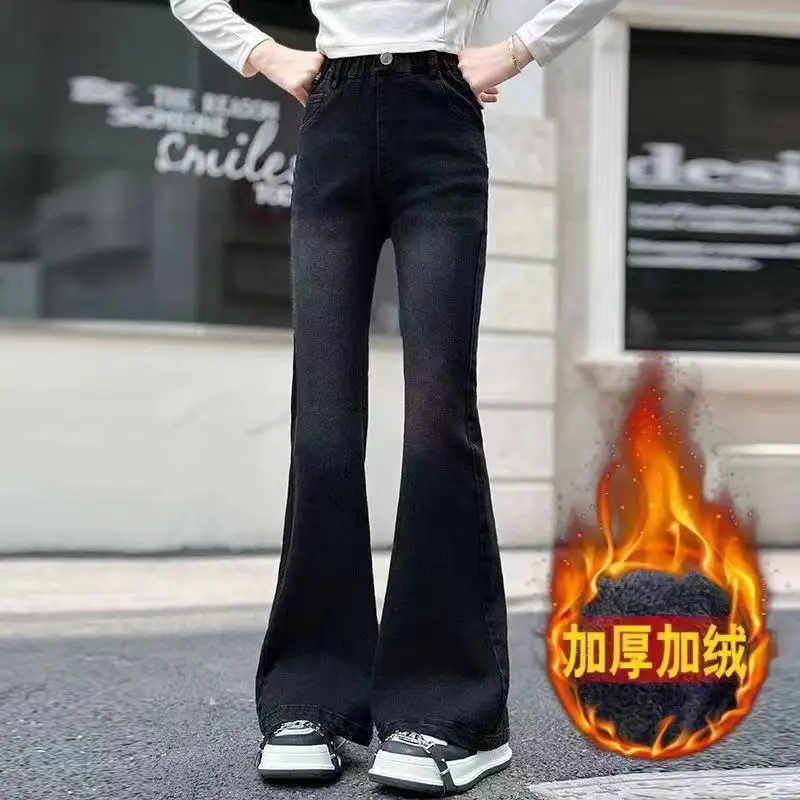 

2025 Girls Fleece Thickened Jeans Winter New Elastic Black Girls Flared Pants Integrated Fleece Pants