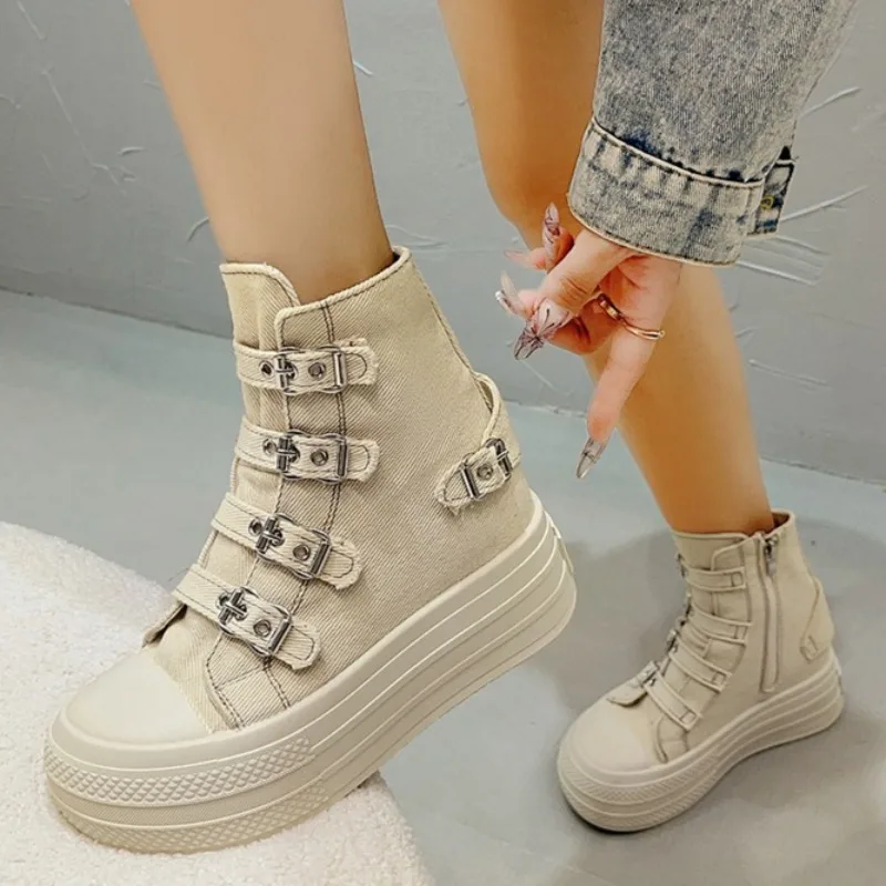 รองเท้าผ้าใบผู้หญิงฤดูใบไม้ผลิและฤดูร้อน 2025 ใหม่สบายๆอเนกประสงค์ High-top Platform ที่เพิ่มขึ้นรองเท้าบอร์ดขนาดเล็ก