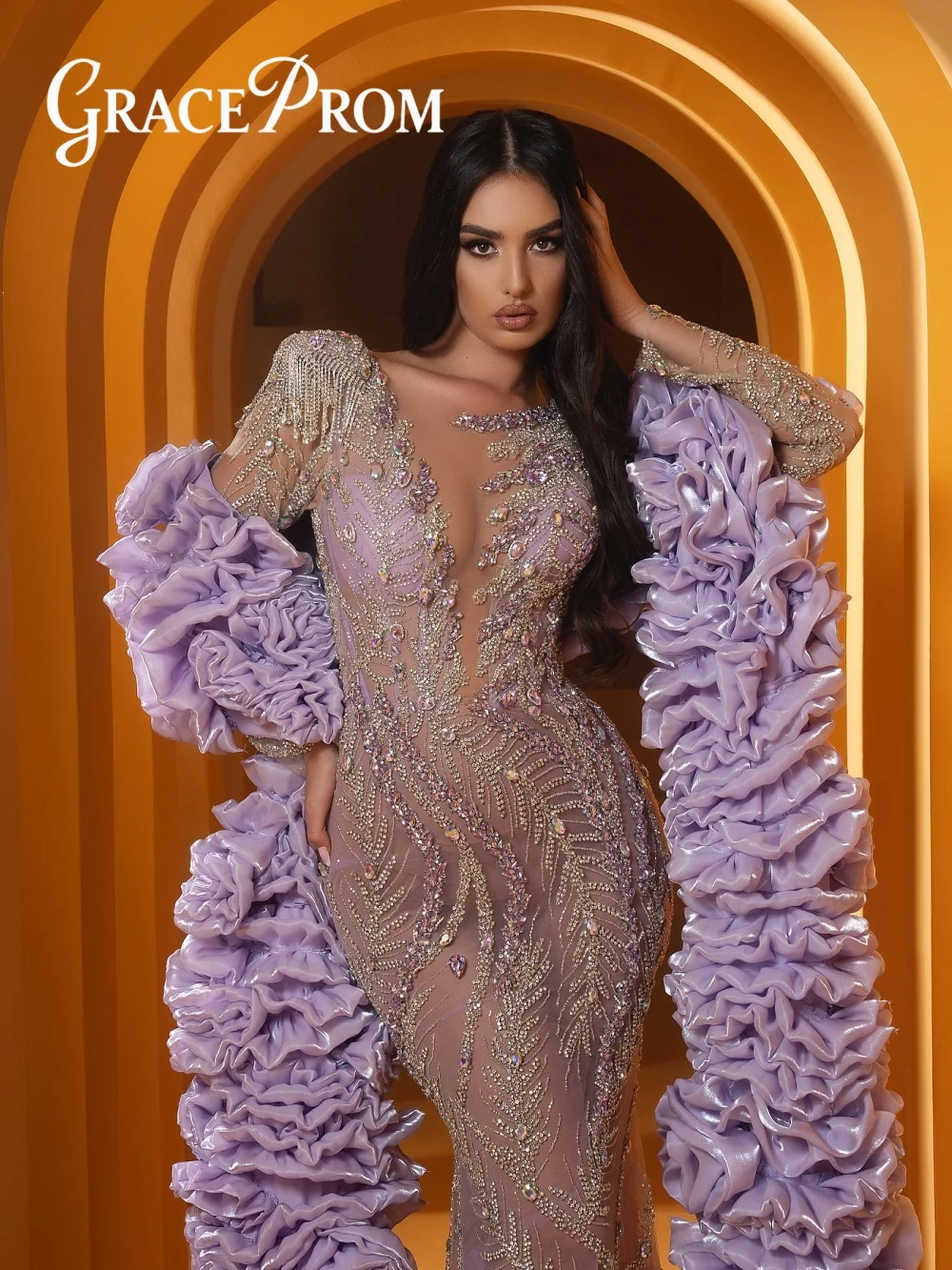 

Luxurious Mermaid Draped Train Evening Dress Elegant Beaded Carpet Gown Solemn Crystal Heart Neck Party Gown فساتين سهر