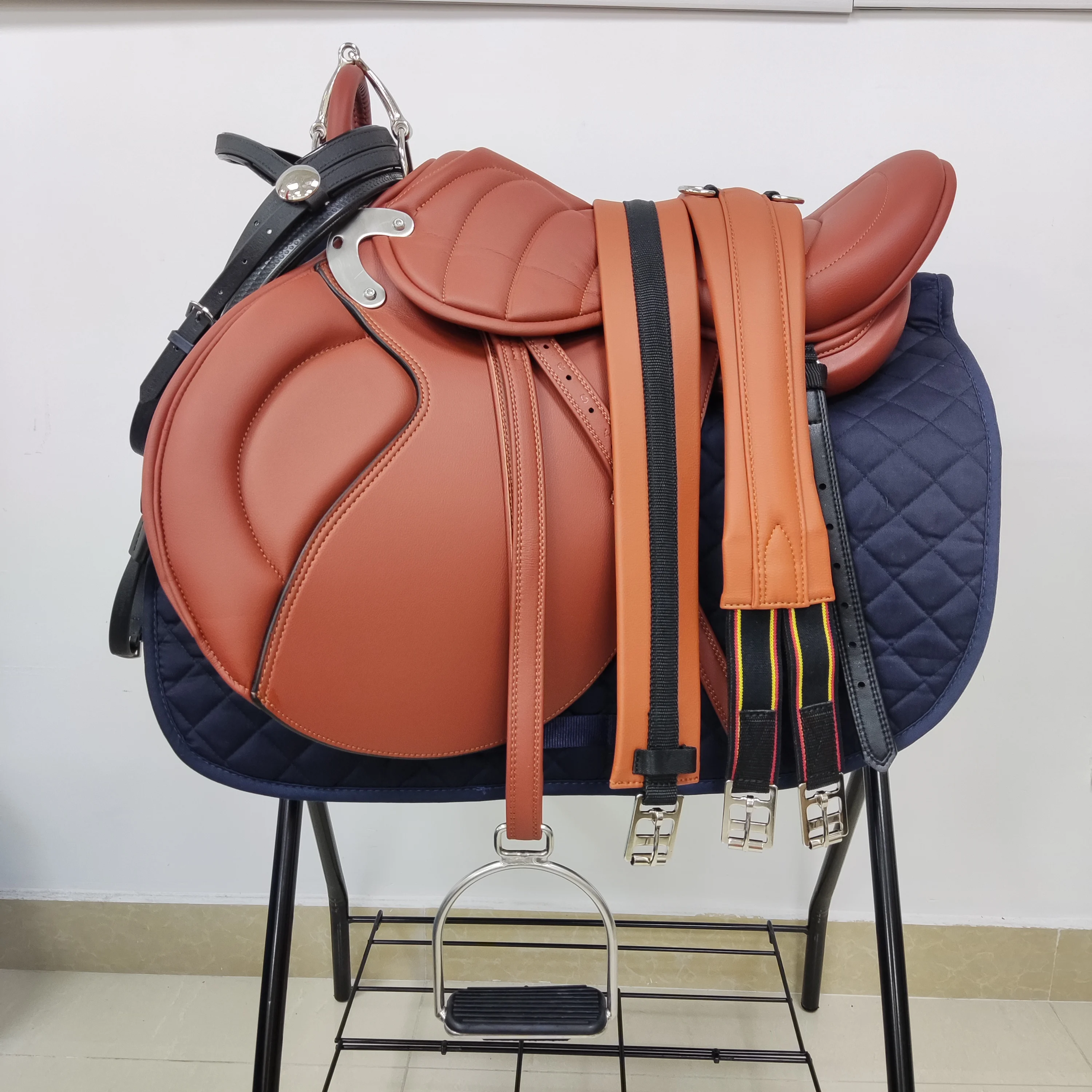 i in Stock Deluxe Brown Endurance Saddle Kit with Complete Set With Accessories Training Saddle Set
