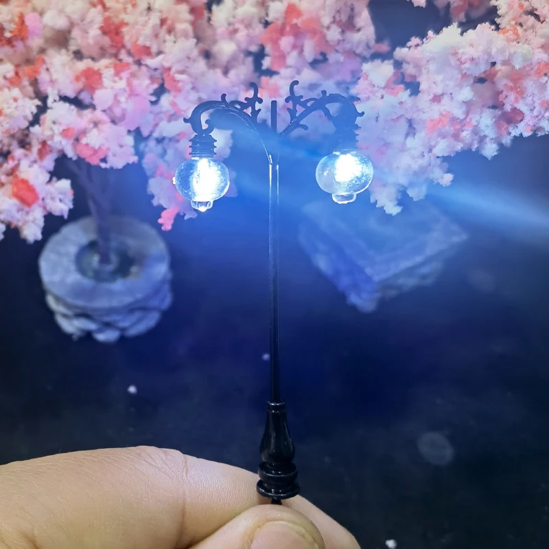 12V cold White Garden Lamp Model Iron Lamp Body Garden Lighting Model Lamp Double Headed Street Lamp Post Train Railway Layout