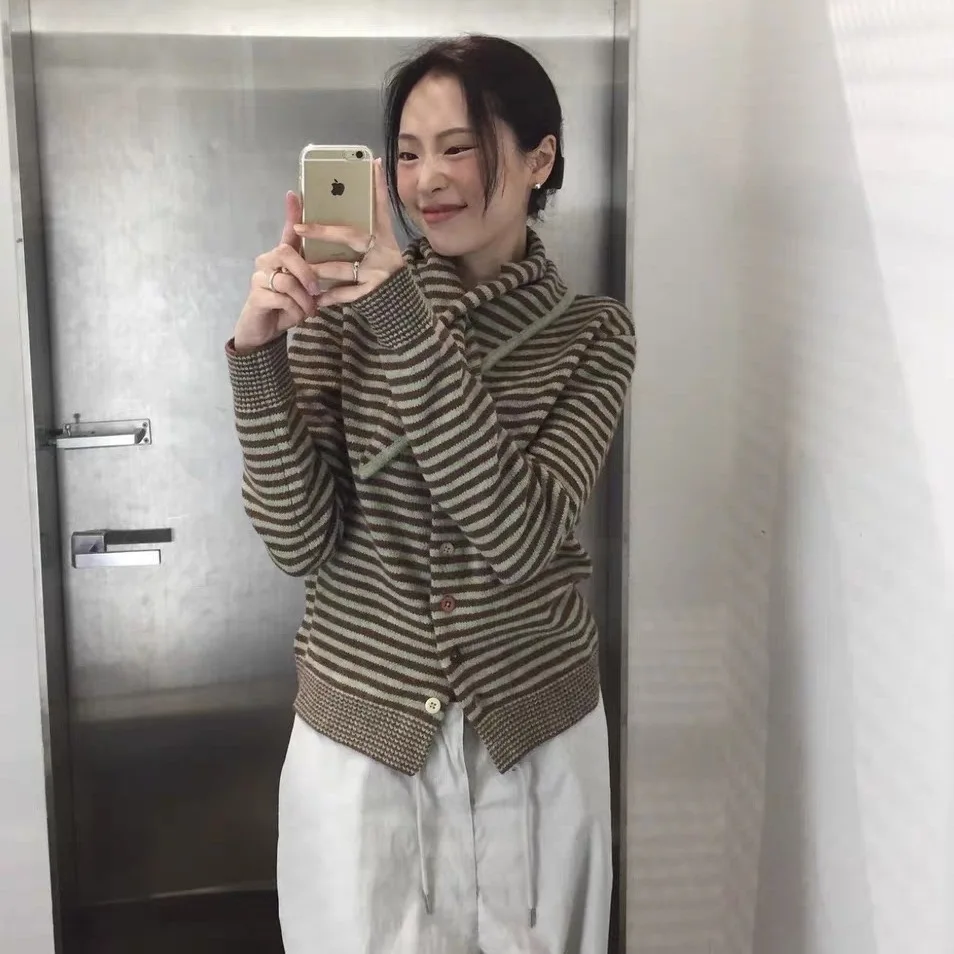 Anti-Aging Button K… - image