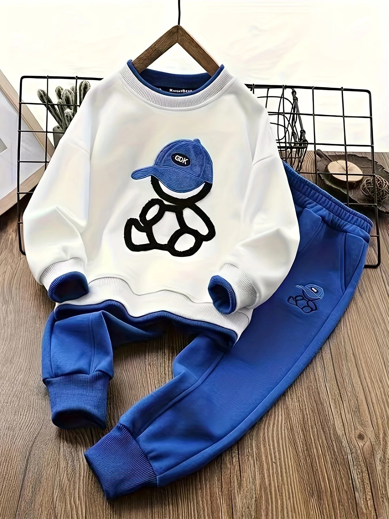 Baby Girl Clothes Set Cartoon Bear Spring Sweatshirt Pants Suit Kids Clothes Boys Embroidery Top and Bottom 2 Pieces Tracksuit