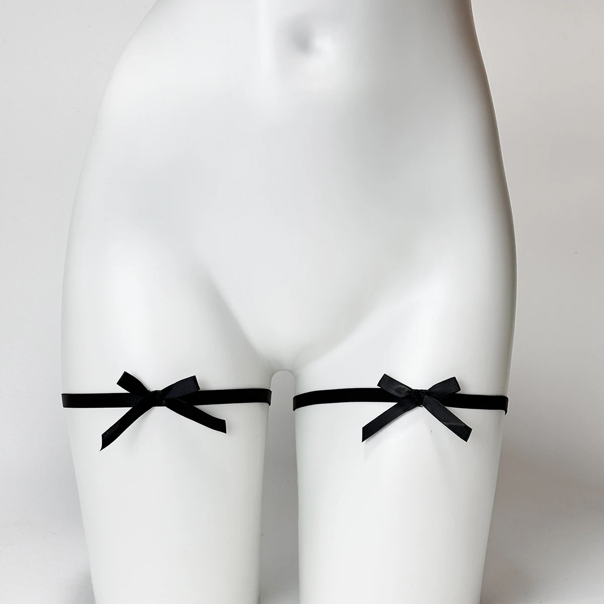 Набор из 2 предметов, женское эластичное регулируемое кольцо на бедро с бантом, ремешок для ног Pure Desire, милое украшение для тела с аксессуарами для свидания и вечеринки