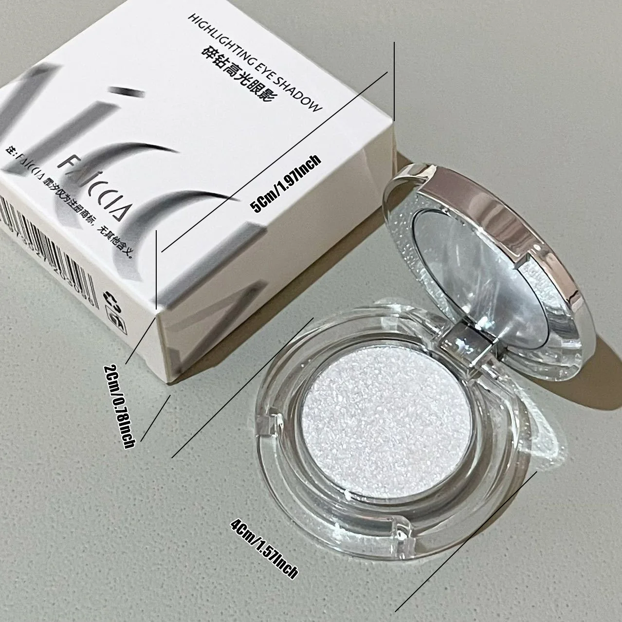 مع مرآة، ألماس، جليتر، ظلال عيون هايلايتر، لوحة تحديد، تفتيح البطاطس المهروسة، رقيقة وطويلة الأمد