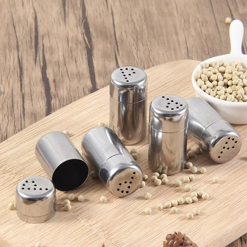 

4Pcs Stainless Steel Miniature Salt Shakers Seasoning Box Condiment Holders Easy Carry Spices Container for Restaurant L5BE
