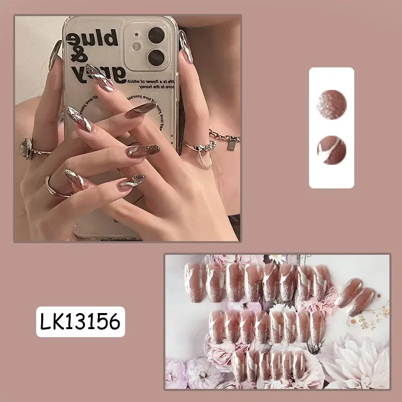 24 Stks/doos Valse Nagels, Meisjes Korte Kunstnagels Franse Tips Drukken Op Volledige Omslag Manicure Met Geleilijm