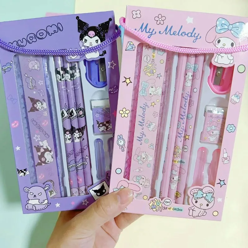 Kawaii Sanrio Set di cancelleria matita gomma righello Cinnamoroll My Melody Kuromi pittura materiale scolastico primario per regali per studenti