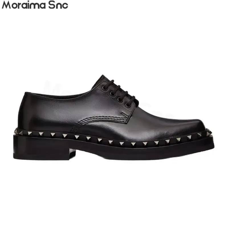 

Black Strappy Rivet-Decorated Leather Shoes Large Size Square Toe Shallow Mouth, Square Heel Business Formal Men's Shoes