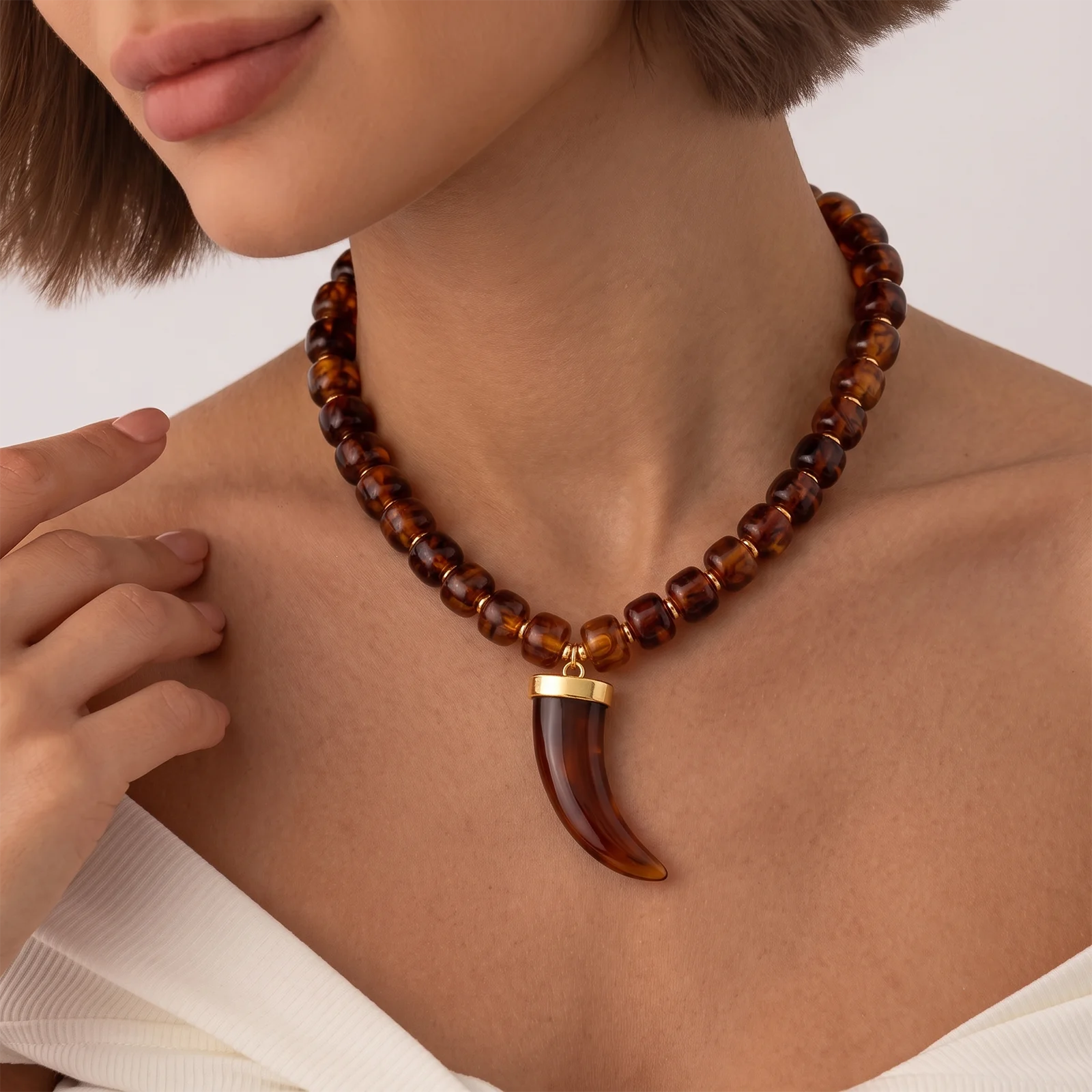 Amber Bead  Wolf's Tooth Pendant Choker Necklace Extender Chain, Vintage Daily Neckwear Casual Jewelry Gift For Women