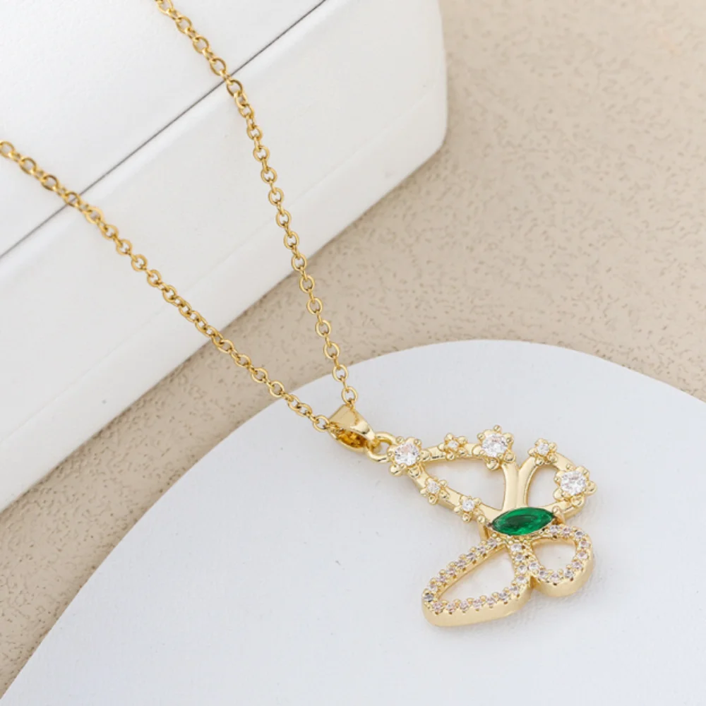 قلادة متعددة الاستخدامات على شكل فراشة من الزركون الشهير عبر الحدود الأوروبية والأمريكية، سلسلة الترقوة النسائية الصغيرة