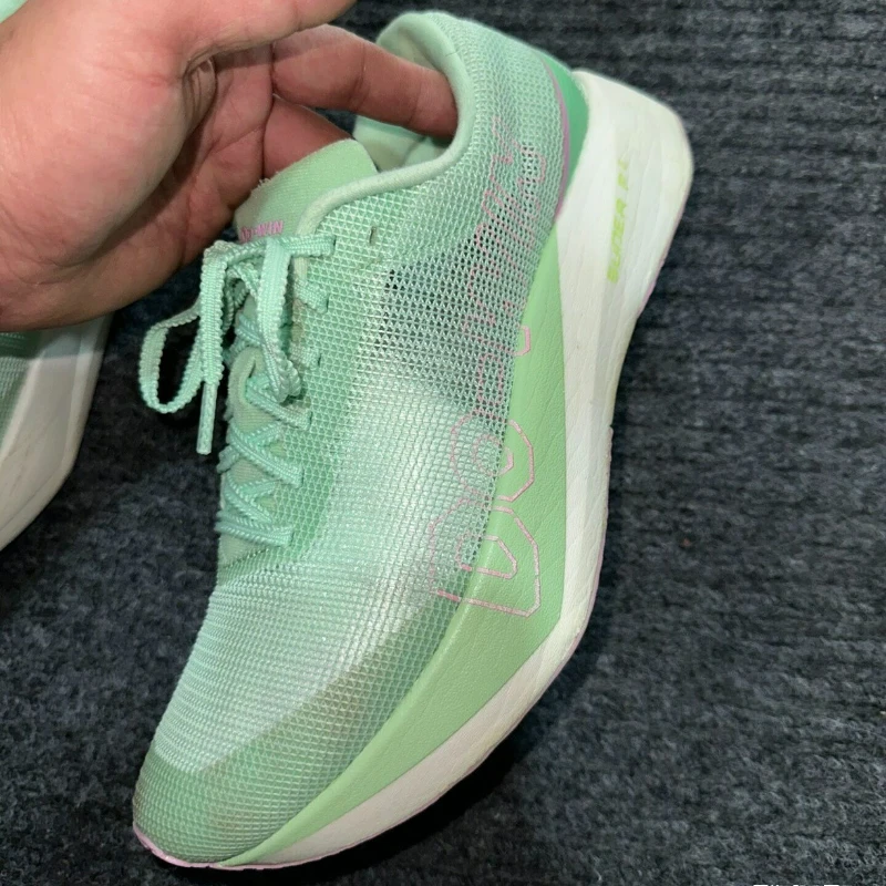 Professional Running Shoes For Unisex Luxury Brand Walking Jogging Shoes Couples Comfortable Training Shoe Designer Sneakers